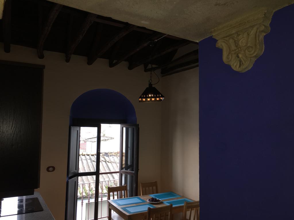 Apartamentos Victoria Bujalance Екстериор снимка
