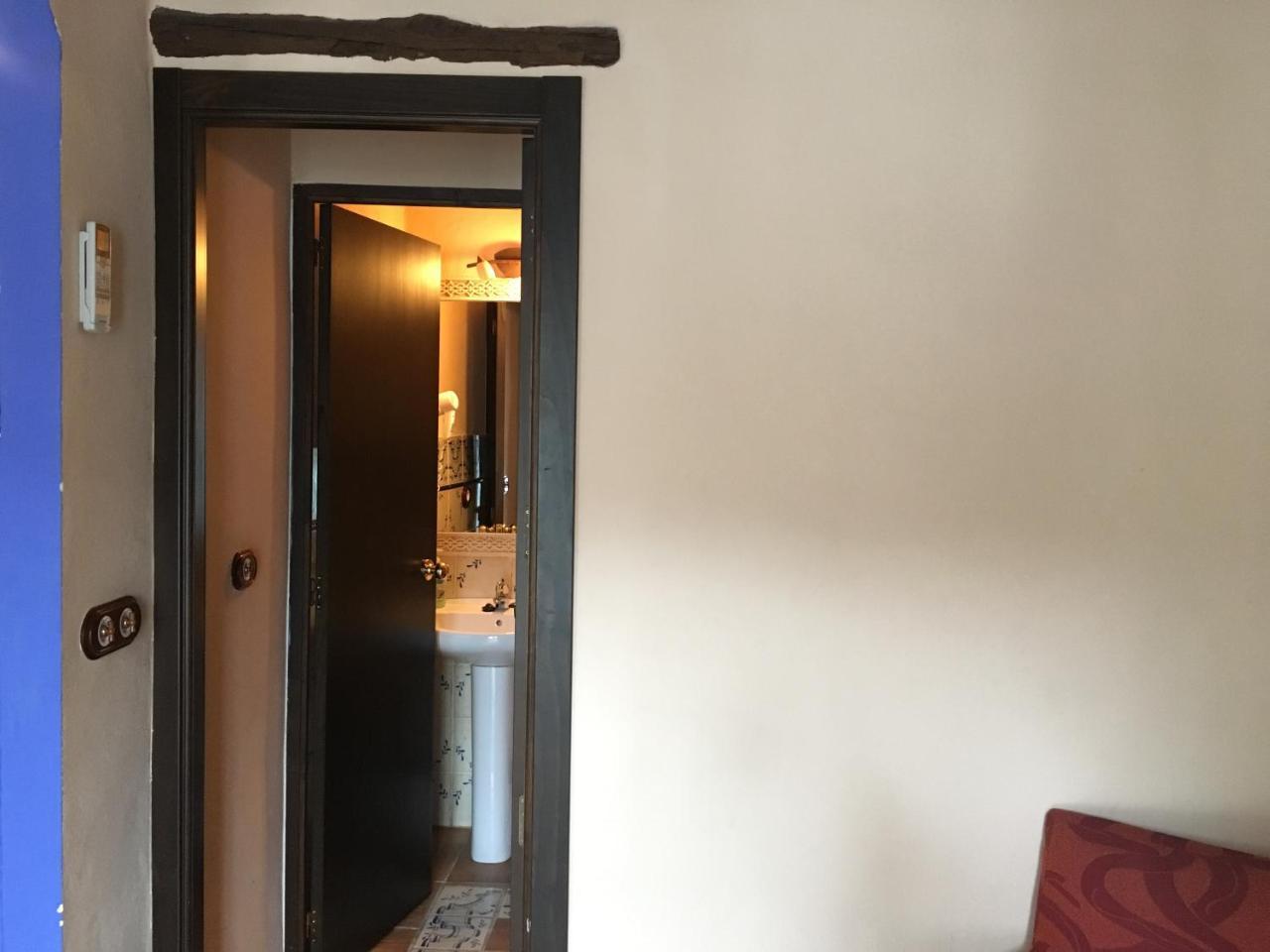 Apartamentos Victoria Bujalance Екстериор снимка